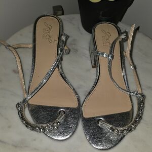Jewel Badgley Mischka Metallic Silver Heels